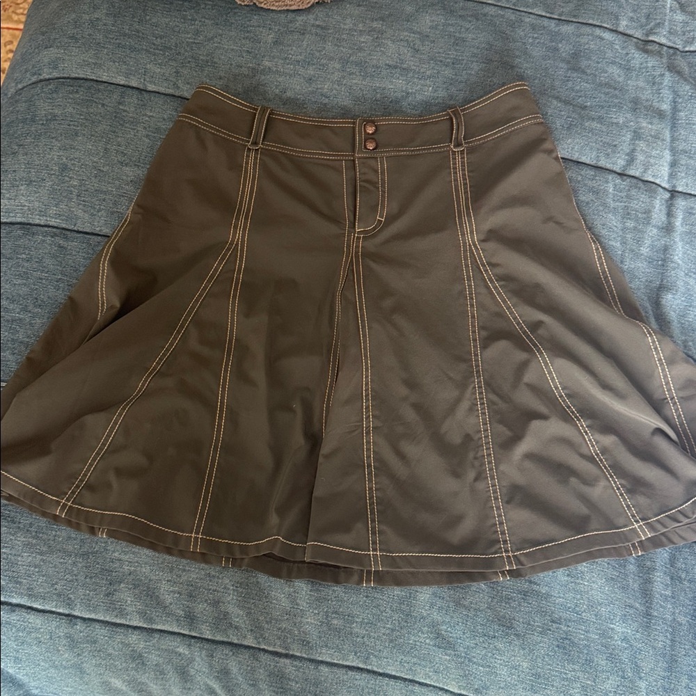 Athleta Skirt Skort Womens 8 Gray Stretch Tennis Golf Back Pocket Flared